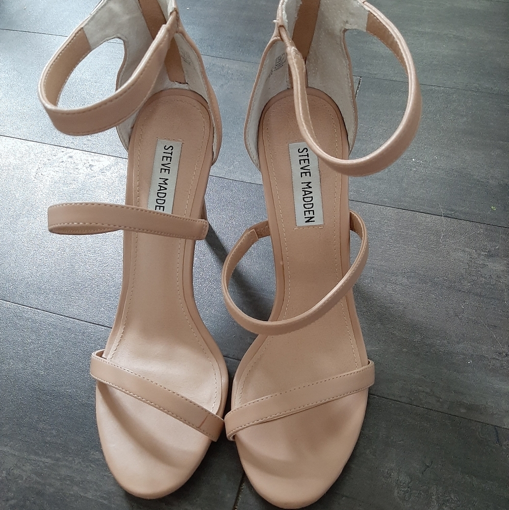 Steve Madden Strap Sandal